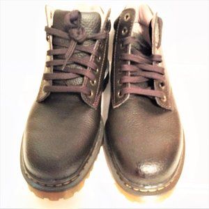 Dr Martens Boots Men 10 Docs Dark Brown NEW LM001DISCOUNT SHIPPING!!